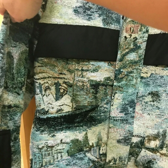 Off white coat - Picture 3 of 7